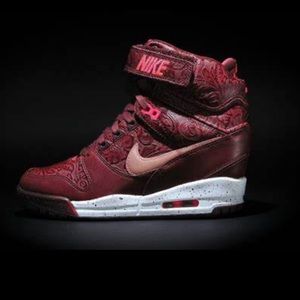 Nike Sky Hi Revolution “MILAN”